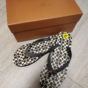 Women's Coach Sandals New Size 9